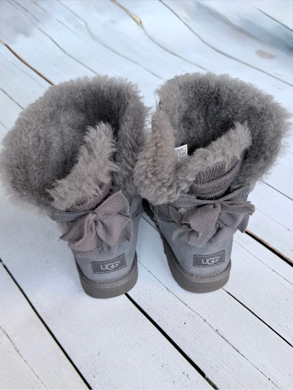UGG Mini Bailey Bow II Grey Suede Shearling Boots - Women's Size 8